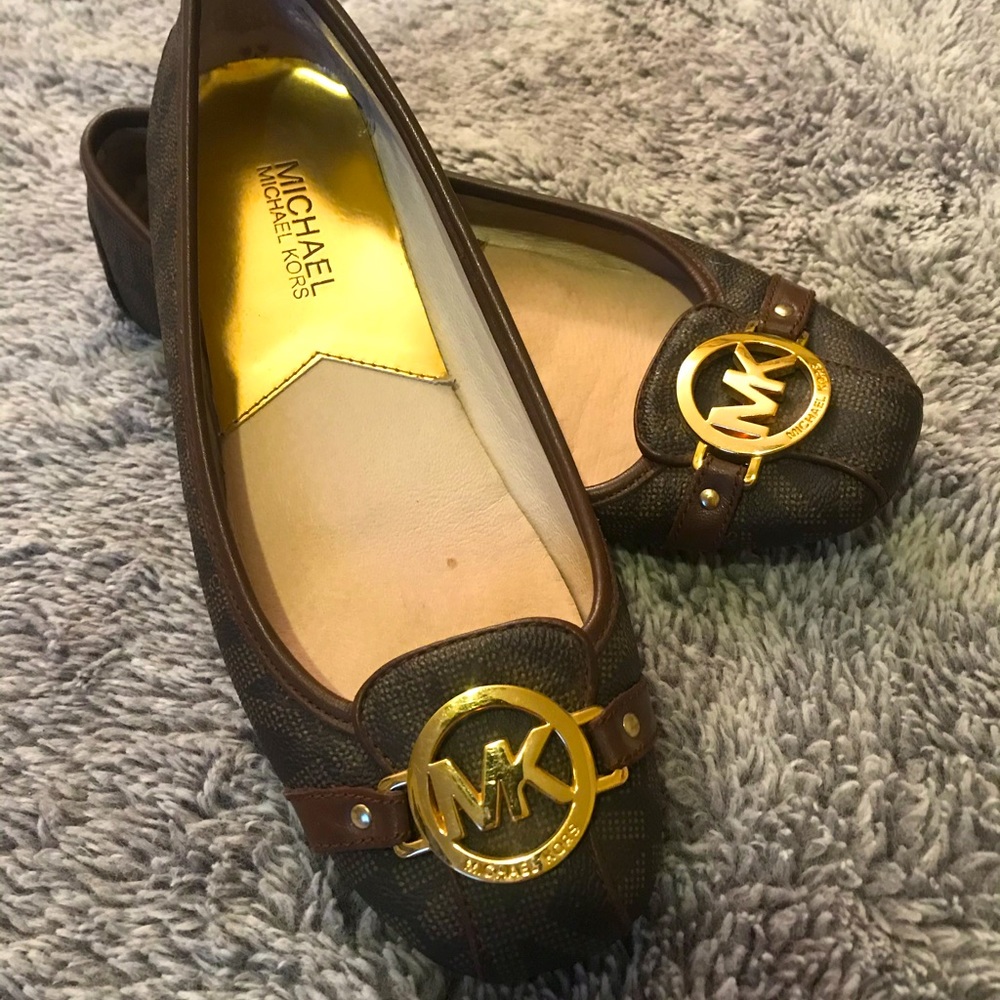 Michael Kors women’s flat slip-on